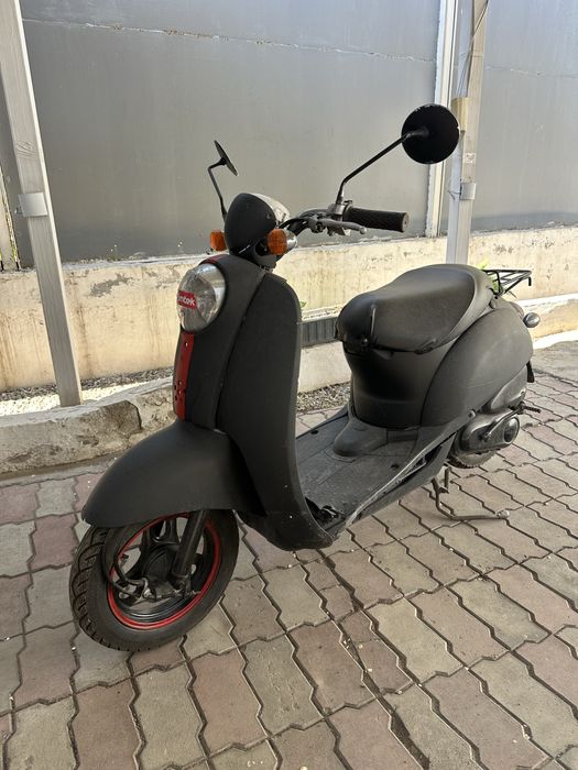 Продам Мопед Honda Scoopy 50куб