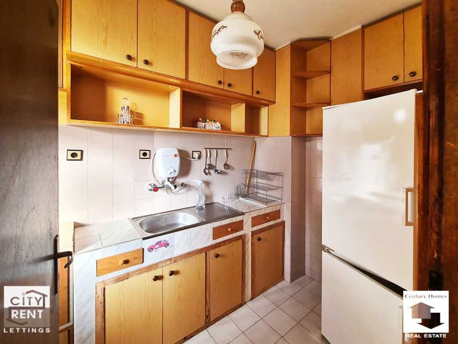 Дава се под наем Многостаен апартамент в Велико Търново, Център - 102 кв.м за 335 € - Снимка #2