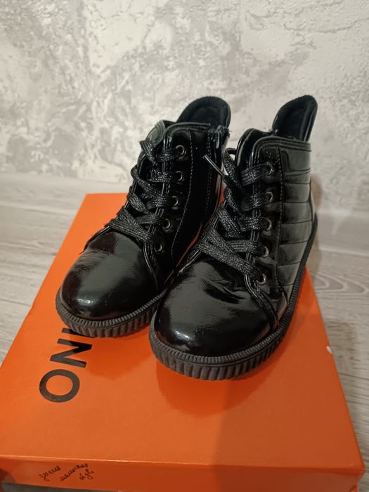 Ботинки для девочки