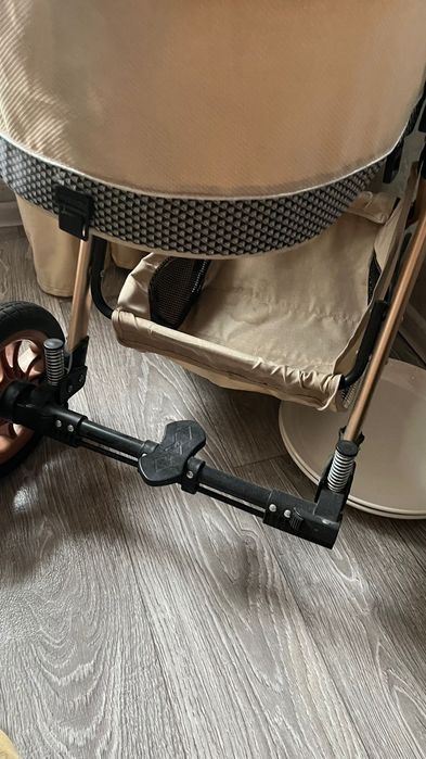 Коляска детская межсезонье