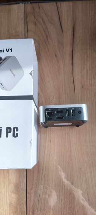 Мини ПК для учебы или офиса.