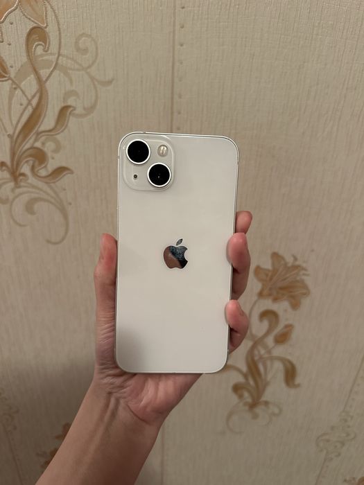 Продается  iPhone 13 (128 гб емкость 77)