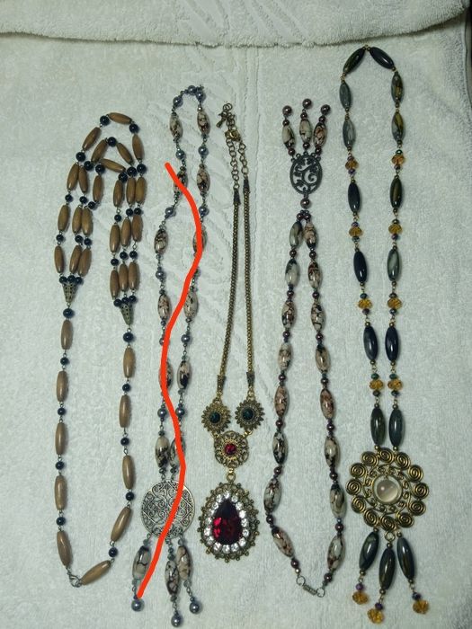 Бусы ручной работы