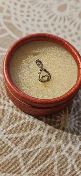 Сребърни висулки и обеци