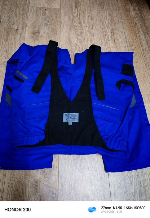 Salopeta noua cu piept Nr 50