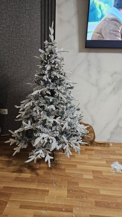 Искусственная ёлка