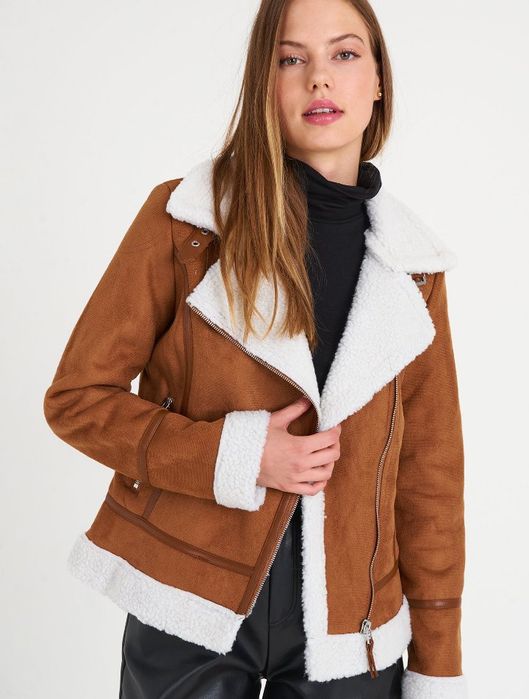 Jacheta dama cu căptușeală de pluș