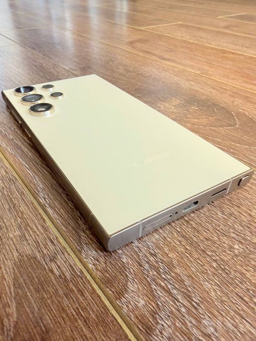 Продаётся Samsung Galaxy S24 Ultra