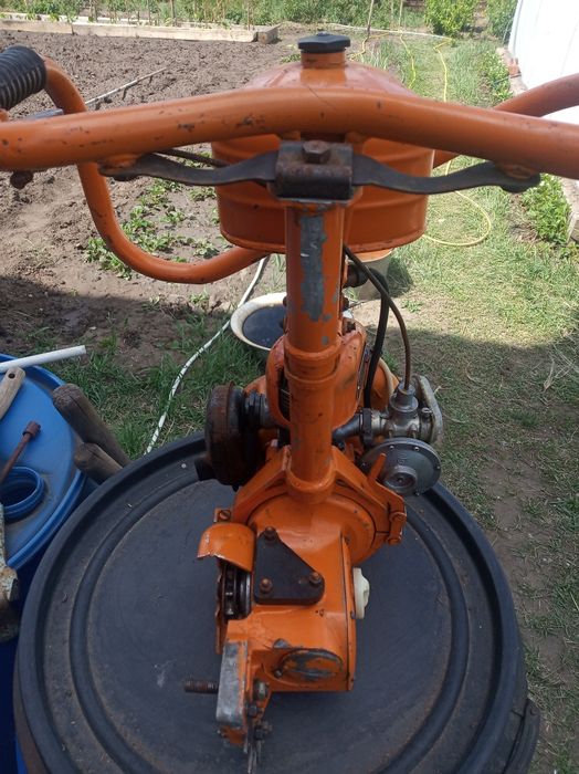 Продам бензопилу Дружба Электрон