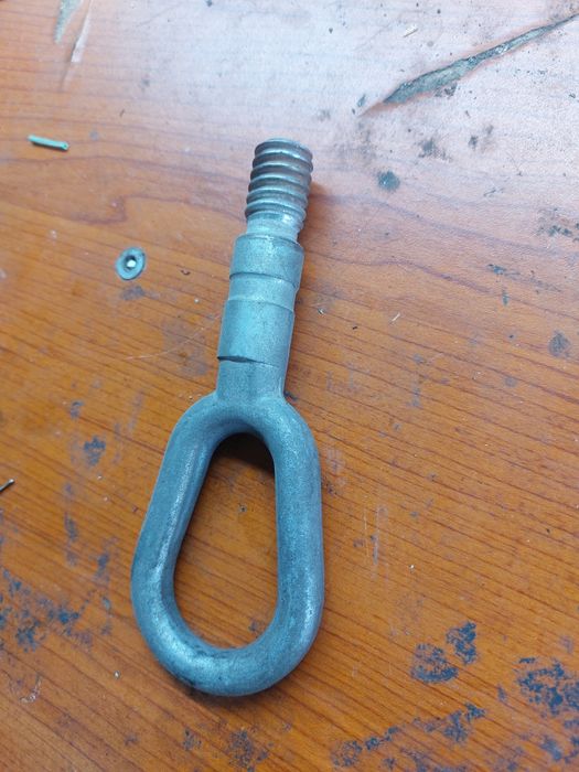 Буксировочный крюк для Бмв