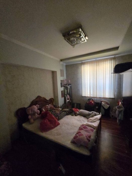 1 каватдан 2 хонали квартира янги домдан сотилади Чинор Пиридастгир