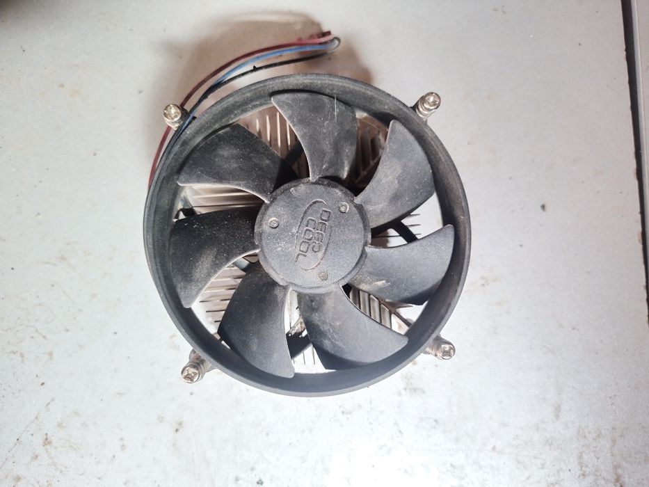 Кулер DeepCool 92 мм и кулер Intel LGA 775