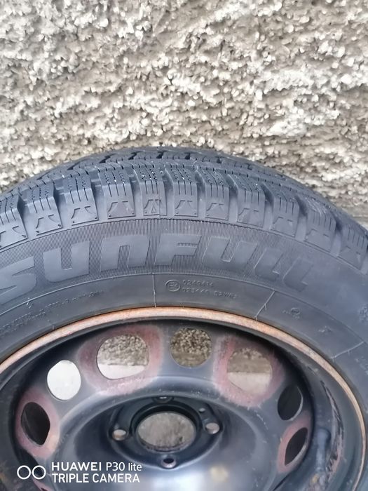 Зимни гуми с джанти 195/65/15 за Пежо и Ситроен