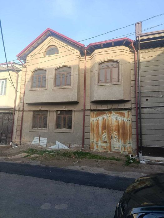 Олмазор тумани Чукурсойда шинамгина ховли сотилади. Коробка NR4949/38