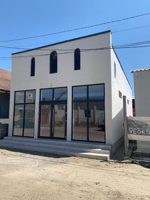 Spațiu comercial de închiriat 105 mp