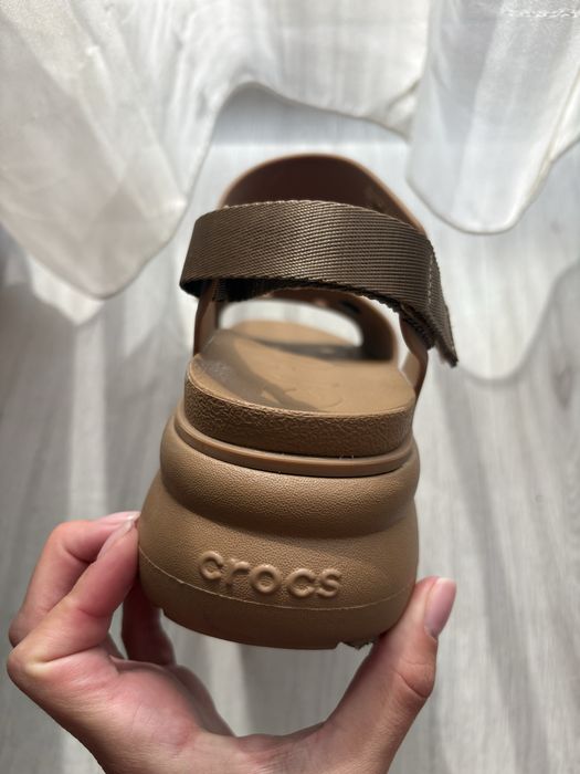 Чисто нови женски сандали CROCS 39-40