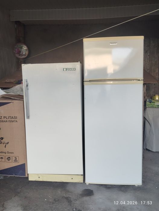 Холодильники 2 штук