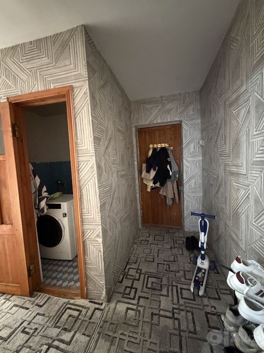 Продаётся 1 комнатная квартира , РАДУГА