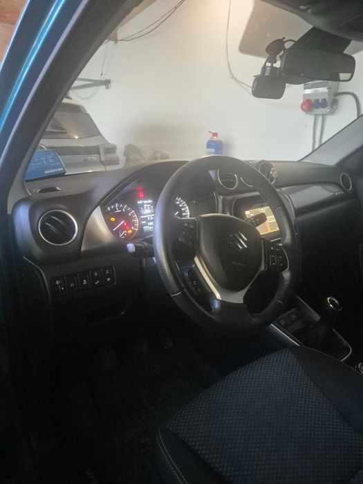 Suzuki Vitara 1.0 Boosterjet - varianta echipare Passion