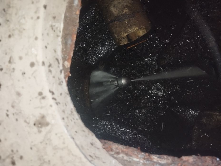 Kanalizatsiya tozalash xizmati 24/7 ishlimiza bemalol tel qvurila