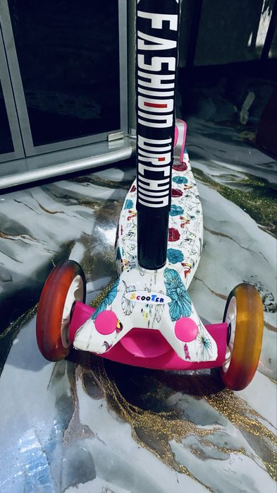 Детский самокат 3-10 лет. Металл. Бренд”Scooter”. 4 гелевых колеса.