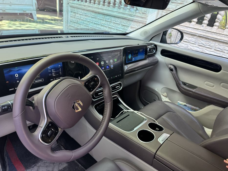 Leapmotor c11 300 REEV