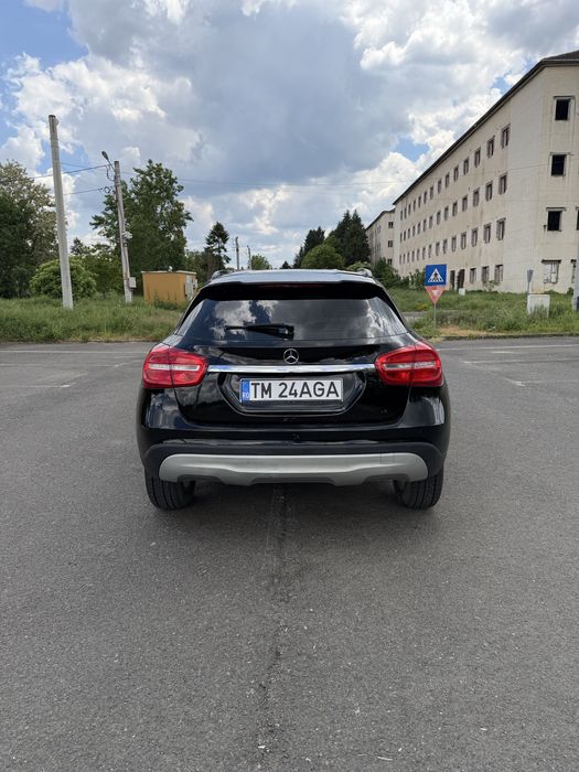 Mercedes GLA 180