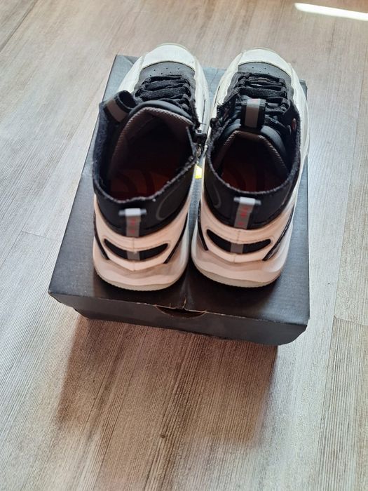 Adidași Zara nr 36