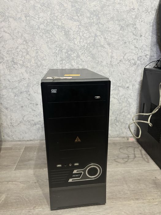 Продам старый пк рабочий