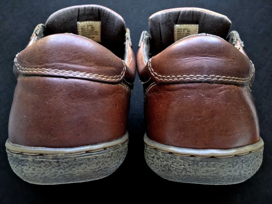 DEADSTOCK 2009 SEVEN7® CLARK BROWN Leather Sneakers — 28 CM
