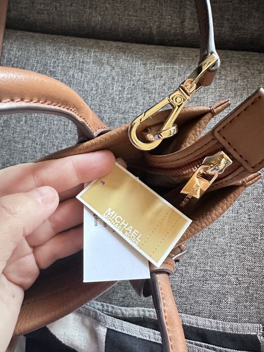 Michael Kors кожена чанта
