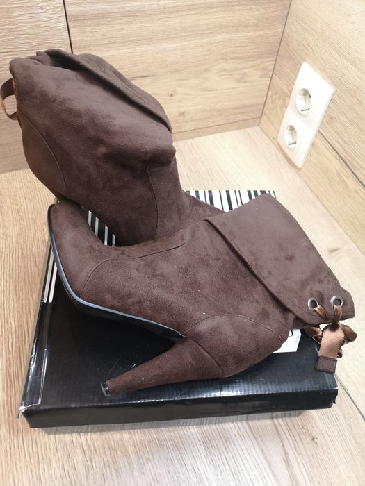 Дамски обувки велур Bianco&Nero