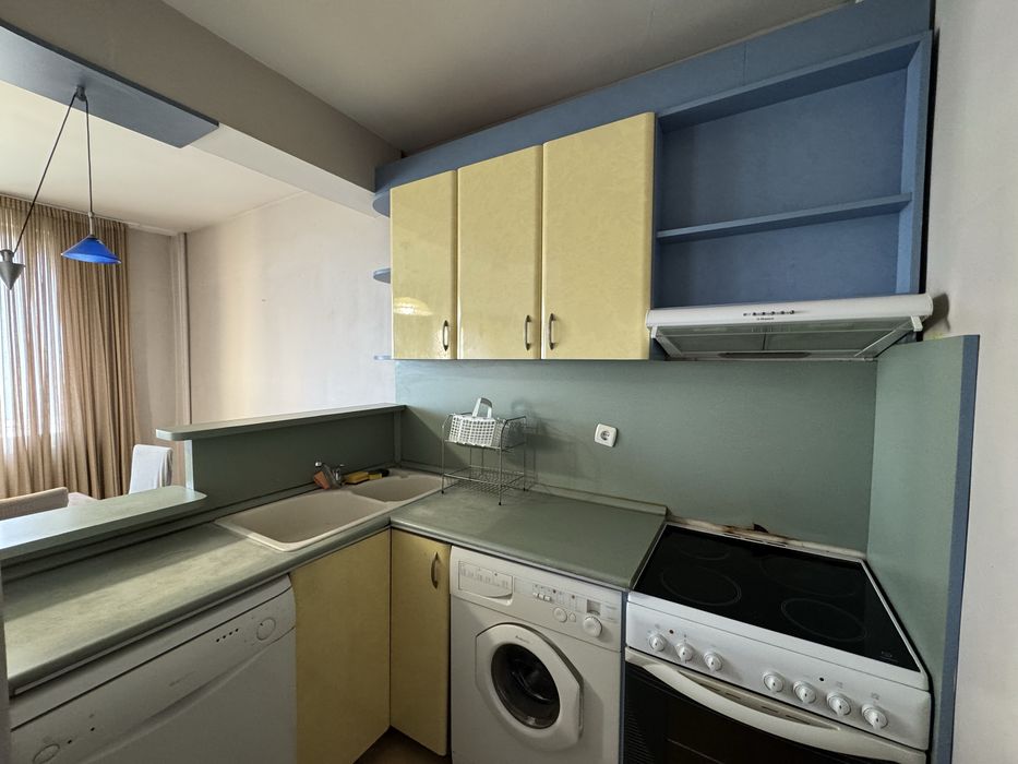 Дава се под наем Тристаен апартамент в Казанлък - 100 кв.м за 306 € - Снимка #4