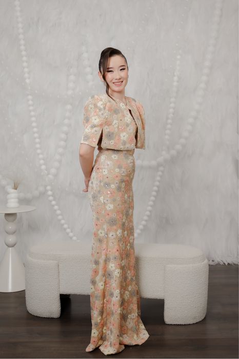 Дизайнерское вечернее платье