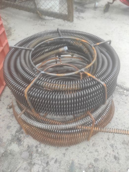 Аппарат для чистки канализации