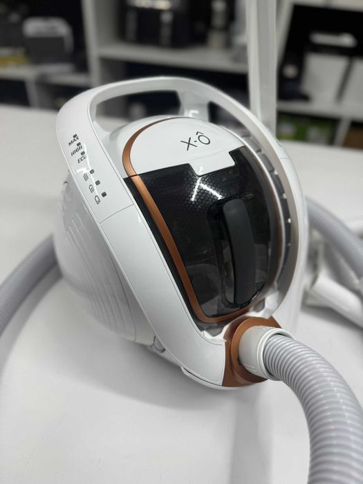 (RESIGILAT) Aspirator fara fir Rowenta X-O 160 IX7777EA