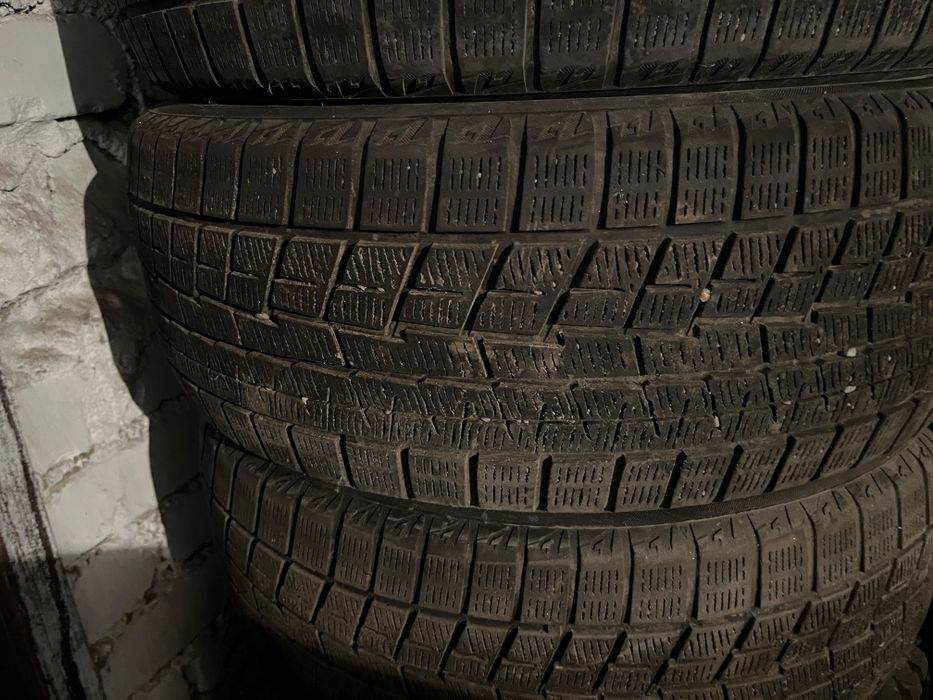 Шины Yokohama 215/55 R17