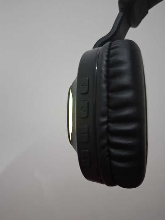 Naushnik bass 390 000