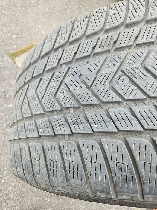 Продовом зимни гуми спорт пакет 275/45/21, 315/40/21