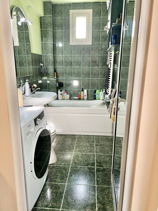 Apartament 2 camere Chisineu-Cris (deasupra mag. Curtici)