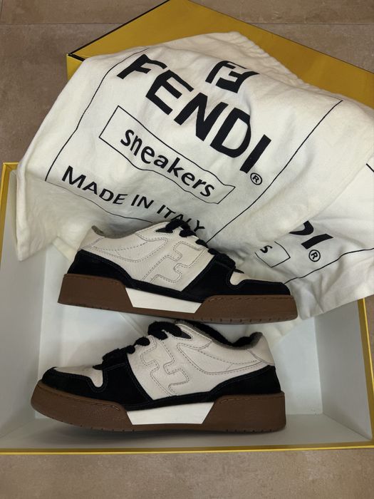 Fendi sneakers Оригинални