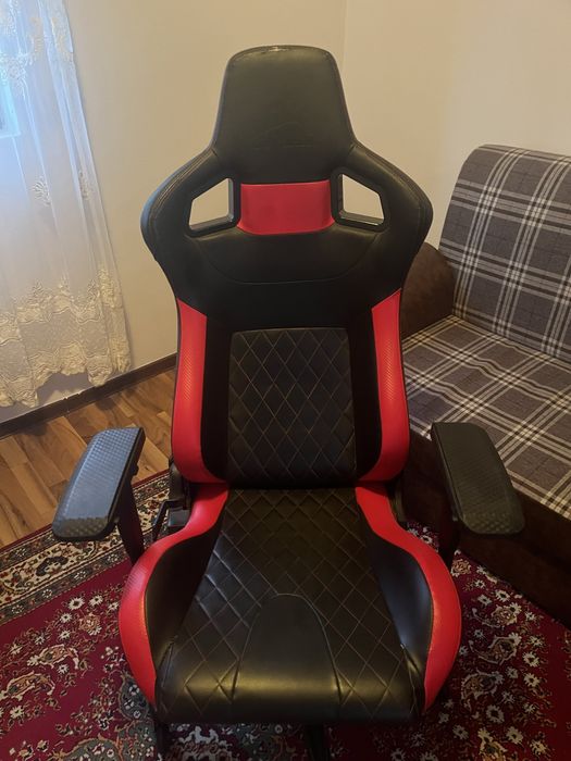 Scaun gaming corsair