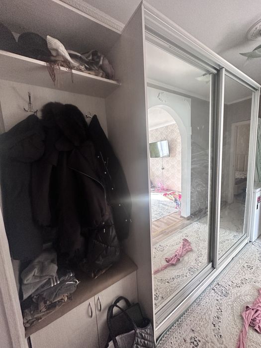 Продам шкаф купе для прихожи