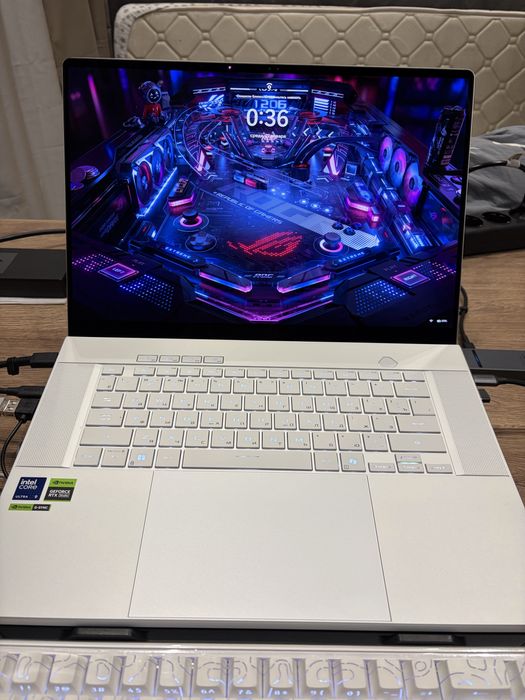 ASUS ROG Zephyrus G16  RTX 5080 32gf wf 7