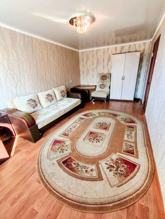 Продам! 1ком.кварт ленинградку р-н 8 школа.