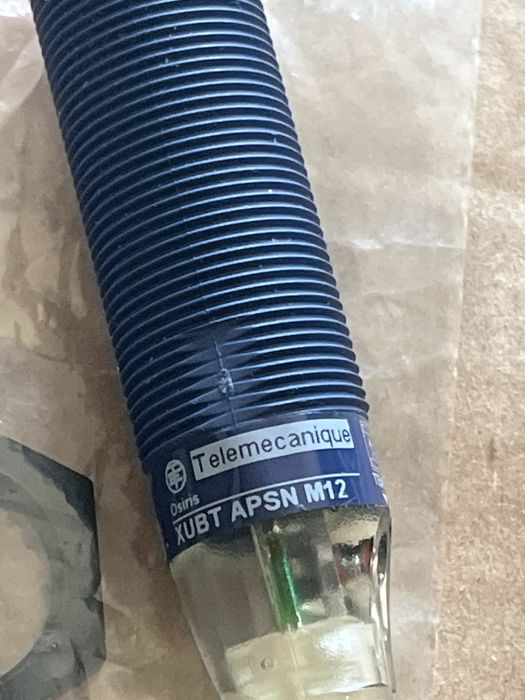 Senzor fotoelectric Schneider Electric Telemecanique XUBTAPSNM12 M12 PNP NOU