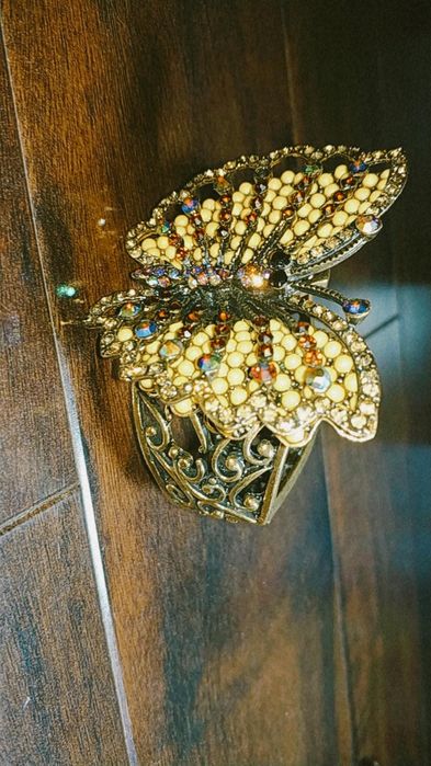 Продам очень красивые браслеты