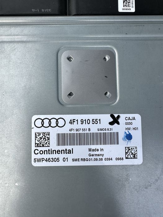 Компютър ECU двигател Audi A6 3.0TFSI CAJA continental c6 4f ауди еку
