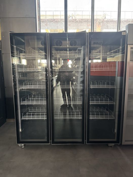 Xoladelniklar xar xil turdagi sotiladi xammassi yangi