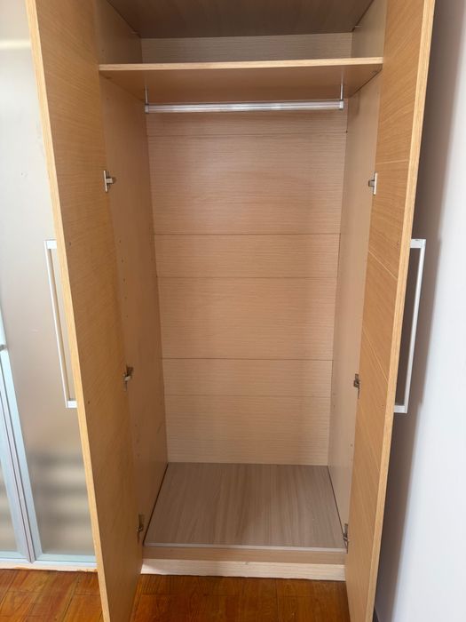 Продам шкаф в спальню